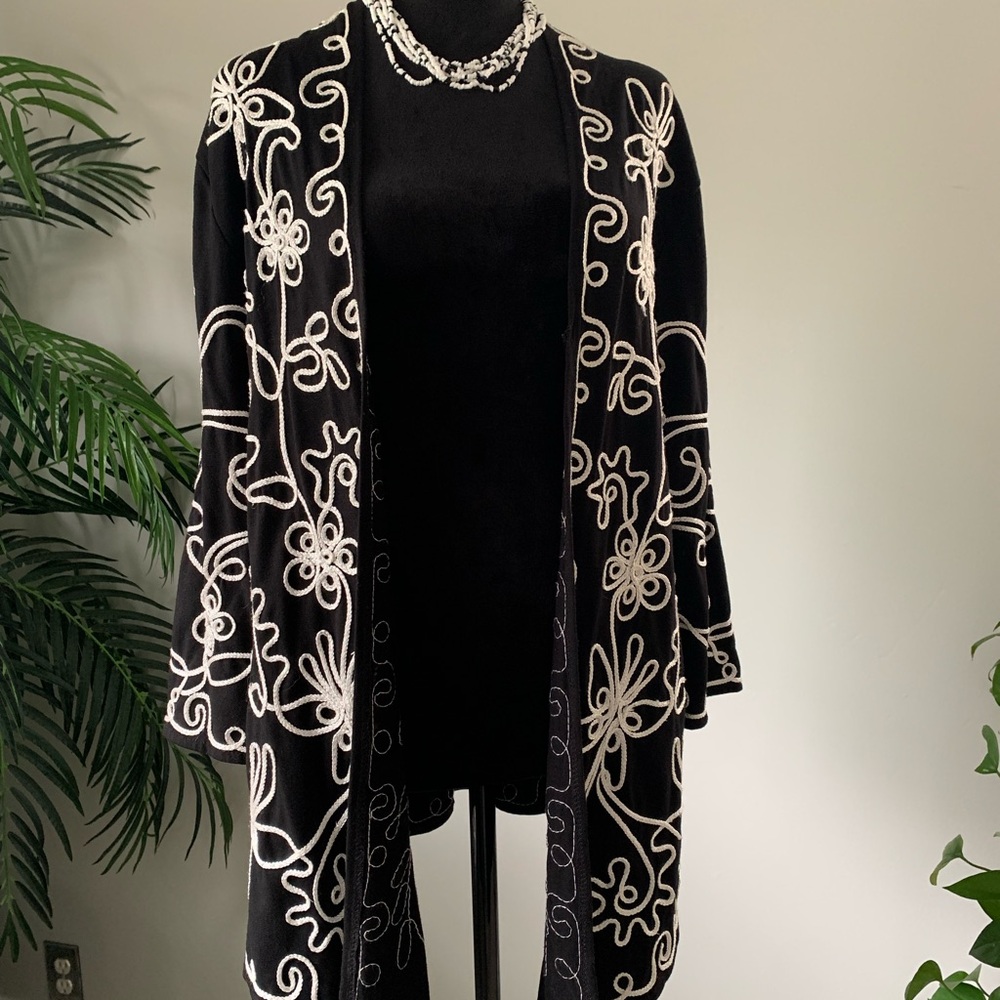 Women jacket - Picture 4 of 4